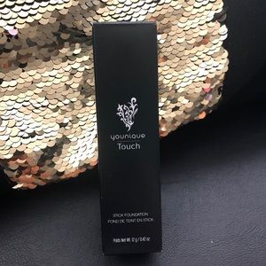 (Scarlet) Touch Stick Foundation
